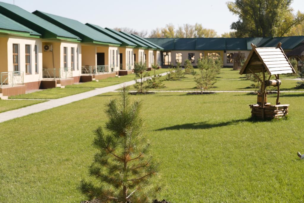 Green Land Hotel Aktöbe Kültér fotó