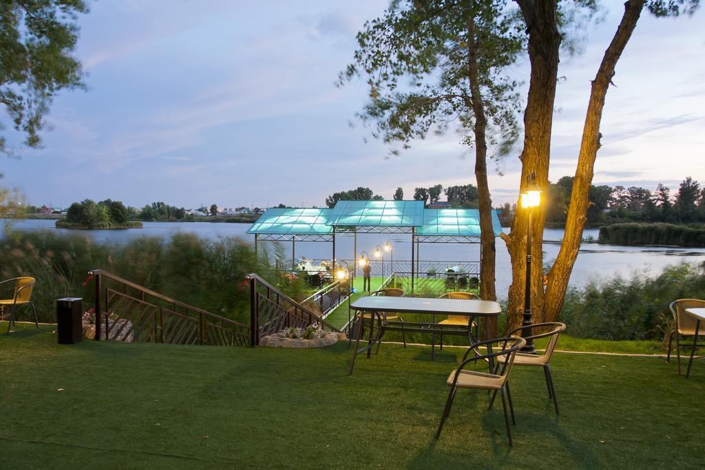 Green Land Hotel Aktöbe Kültér fotó