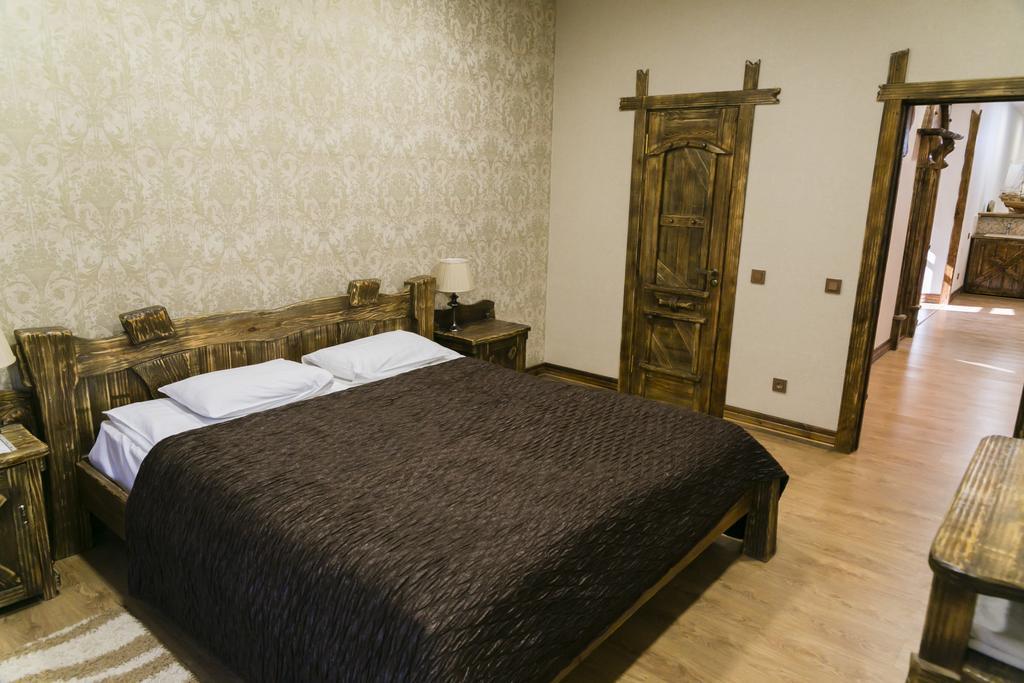 Green Land Hotel Aktöbe Szoba fotó